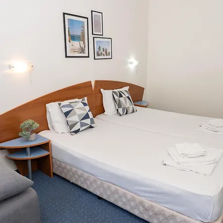 M2 Hotel
